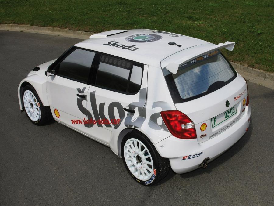  Skoda Fabia Super 2000 2009 года  (фото 2 из 3)